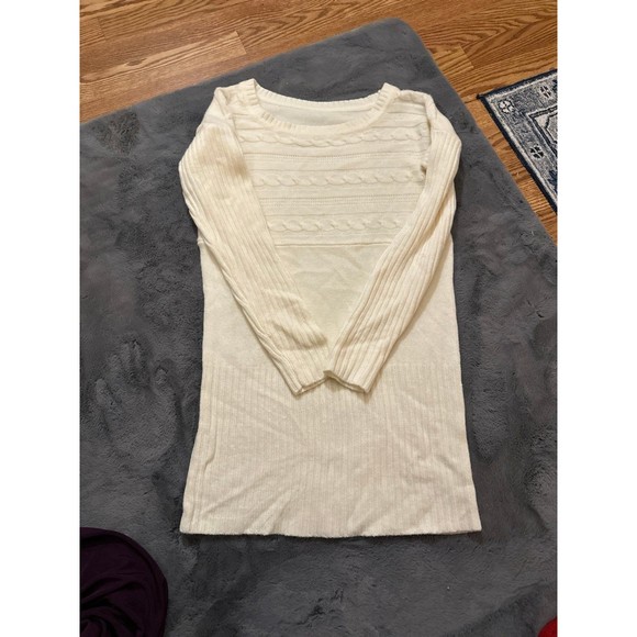 Long cream colored sweater - Picture 1 of 3